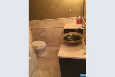 825 Riverside Avenue 16 #16, Lyndhurst Township, NJ 07071 - Photo 22