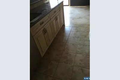 825 Riverside Avenue 16 #16, Lyndhurst Township, NJ 07071 - Photo 16