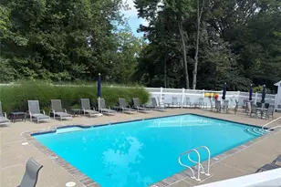 430 Windham Ct 430, Wyckoff Township, NJ 07481 - Photo 4