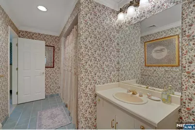 430 Windham Court 430 #430, Wyckoff Township, NJ 07481 - Photo 34