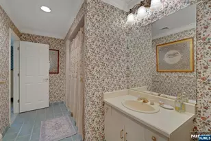 430 Windham Ct 430, Wyckoff Township, NJ 07481 - Photo 34