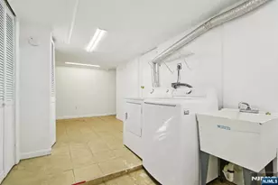 25 Prospect Ave Cottage, Montclair, NJ 07042 - Photo 18