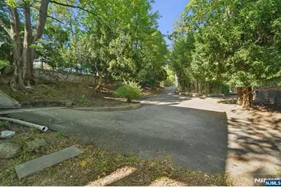 25 Prospect Avenue Cottage #COTTAGE, Montclair, NJ 07042 - Photo 20