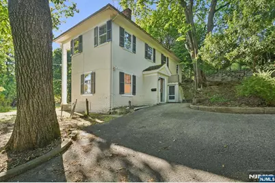25 Prospect Avenue Cottage #COTTAGE, Montclair, NJ 07042 - Photo 2