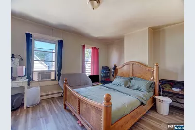 39 Hillman Street, Paterson, NJ 07522 - Photo 14