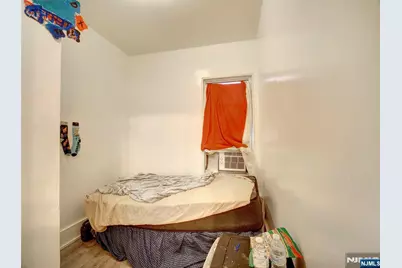 39 Hillman Street, Paterson, NJ 07522 - Photo 8