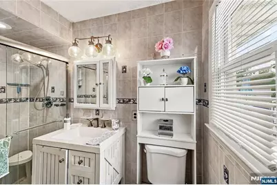 5 La Rosa Drive, Little Ferry, NJ 07643 - Photo 12
