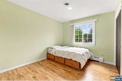 17 Lunn Avenue, Bergenfield, NJ 07621 - Photo 38
