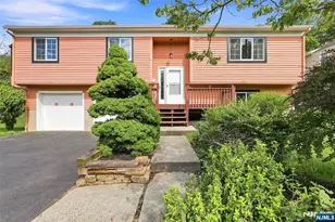 17 Lunn Ave, Bergenfield, NJ 07621 - Photo 4