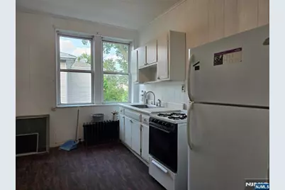 101-105 Page Avenue, Lyndhurst Township, NJ 07071 - Photo 1