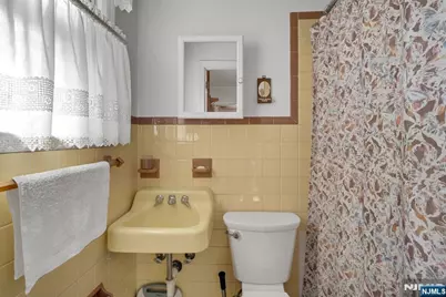 57 Madison Street, Newark, NJ 07105 - Photo 18