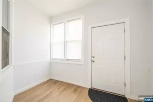 484 Prospect St, East Orange, NJ 07017 - Photo 4