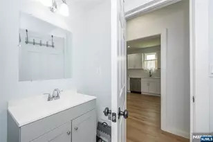 484 Prospect St, East Orange, NJ 07017 - Photo 12
