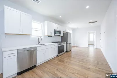 484 Prospect Street, East Orange, NJ 07017 - Photo 18