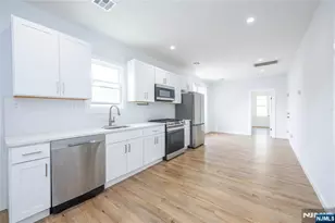 484 Prospect St, East Orange, NJ 07017 - Photo 18