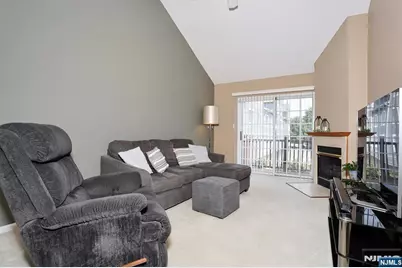 379 Cambridge Drive, Ramsey, NJ 07446 - Photo 8