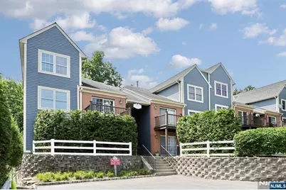 379 Cambridge Drive, Ramsey, NJ 07446 - Photo 4