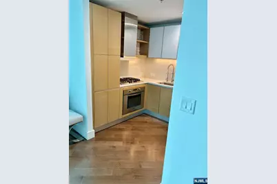 77 Hudson, Jersey City, NJ 07302 - Photo 6
