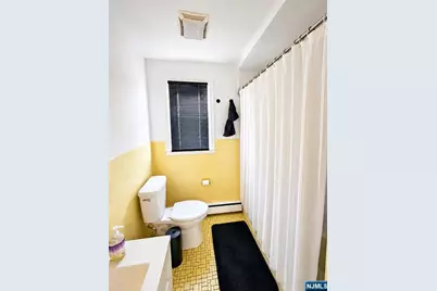 52 Valley Street, Newark, NJ 07106 - Photo 24
