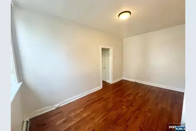99 Pine Street 1A #1A, Montclair, NJ 07042 - Photo 4