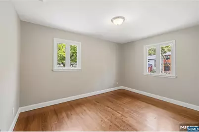 377 Chelsea Street, Paramus, NJ 07652 - Photo 12