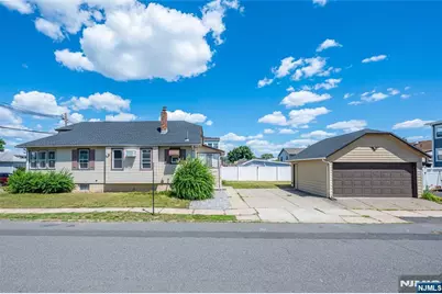 8-02 Henderson Boulevard, Fair Lawn, NJ 07410 - Photo 32