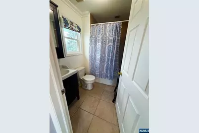 548 Palisade Avenue 4 #4, Garfield, NJ 07026 - Photo 12