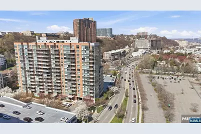 1008 Hudson Park, Edgewater, NJ 07020 - Photo 40