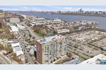 1008 Hudson Park, Edgewater, NJ 07020 - Photo 36