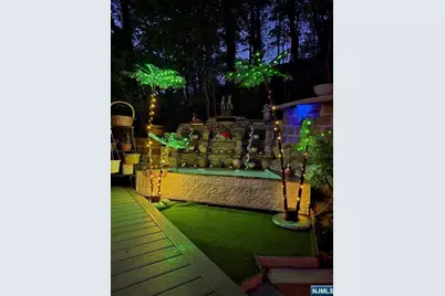 29 Ramapo Hills Boulevard, Oakland, NJ 07436 - Photo 10