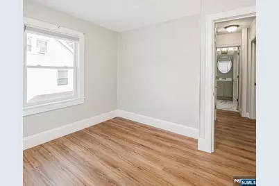 44 Garden Street, Teaneck Township, NJ 07666 - Photo 4