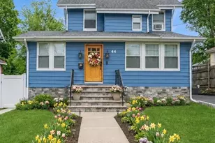 44 Garden St, Teaneck Township, NJ 07666 - Photo 1
