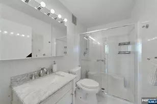200 Winston Dr 2504, Cliffside Park, NJ 07010 - Photo 14