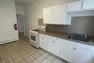 353-355 20th Ave 3, Paterson, NJ 07513 - Photo 2