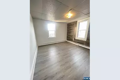 353-355 20th Avenue 3 #3, Paterson, NJ 07513 - Photo 14