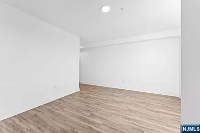 520 Cliff Street 226 #226, Fairview, NJ 07022 - Photo 10