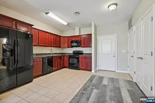 5808 Washington Street 507, West New York, NJ 07093 - Photo 4