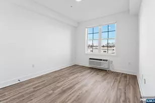 520 Cliff Street 202, Fairview, NJ 07022 - Photo 20