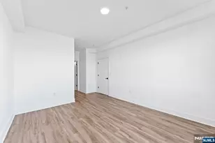 520 Cliff Street 202, Fairview, NJ 07022 - Photo 18