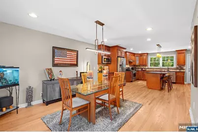 164 Kensington Road, River Edge, NJ 07661 - Photo 8