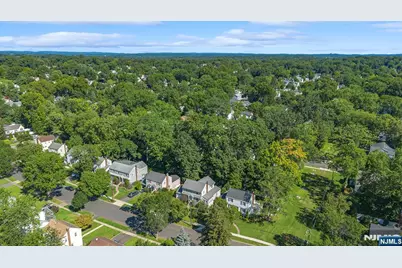 164 Kensington Road, River Edge, NJ 07661 - Photo 6