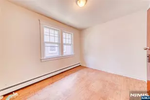 824 Linden Ave, Ridgefield, NJ 07657 - Photo 8