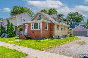 824 Linden Ave, Ridgefield, NJ 07657 - Photo 2