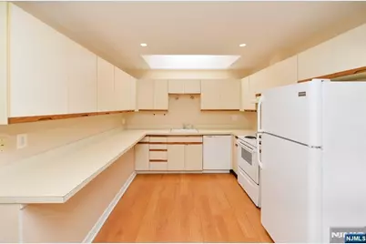 50 May Street 112 #112, Hawthorne, NJ 07506 - Photo 6