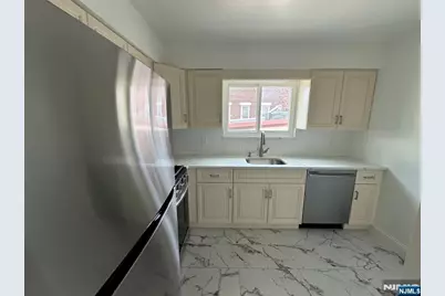 219 Cliff Street 2 #2, Cliffside Park, NJ 07010 - Photo 8