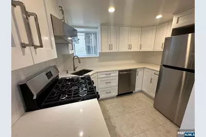 219 Cliff Street G #G, Cliffside Park, NJ 07010 - Photo 6