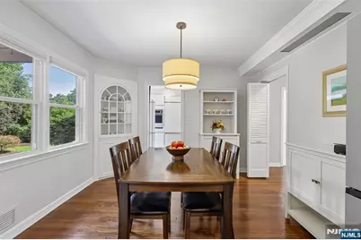 251 Brookmere Court, Ridgewood, NJ 07450 - Photo 6