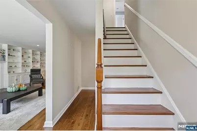 251 Brookmere Court, Ridgewood, NJ 07450 - Photo 16