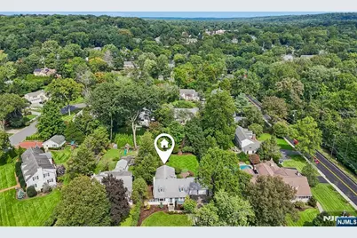 251 Brookmere Court, Ridgewood, NJ 07450 - Photo 28