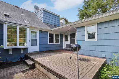 251 Brookmere Court, Ridgewood, NJ 07450 - Photo 24